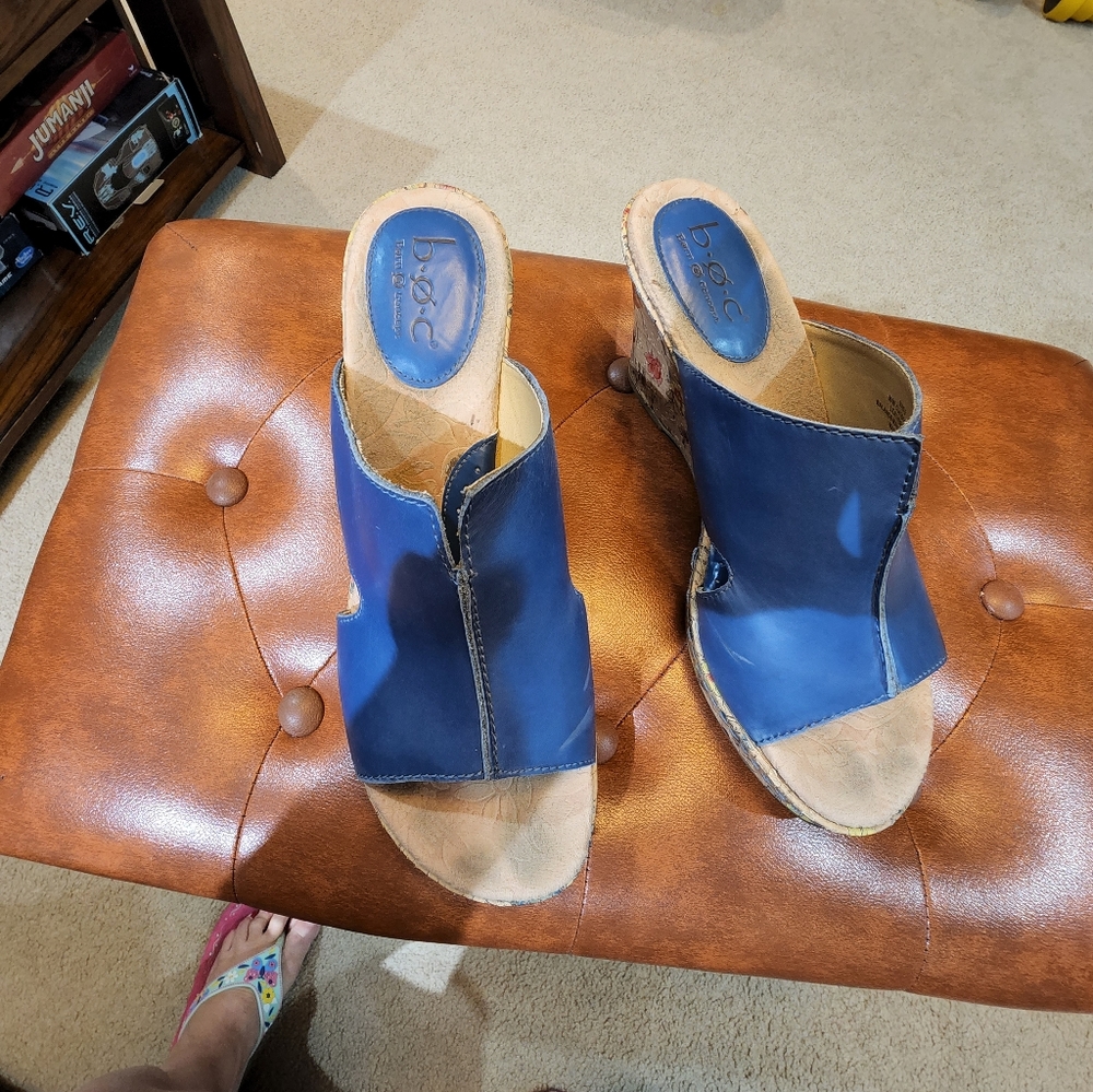 BOC Leather platforms, dark blue, size 9